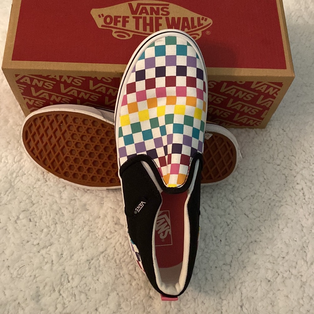 Vans - Picture 3 of 3